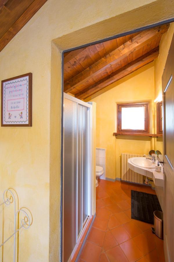 Violina Casa Vacanze Pettenasco Exterior photo